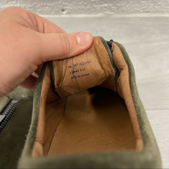 Frye Lena Slip-On Low Top Sneakers Green Suede Zip Front Platform Size 7 - Picture 8 of 9